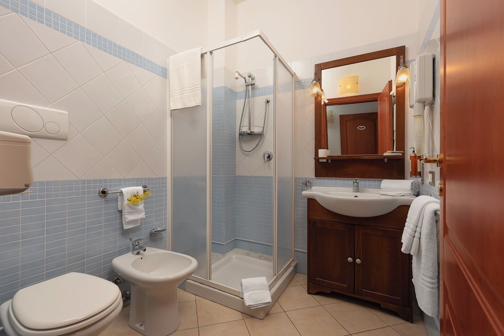 Helios Hotel — Hotel rooms in San Vito lo Capo, Sicily
