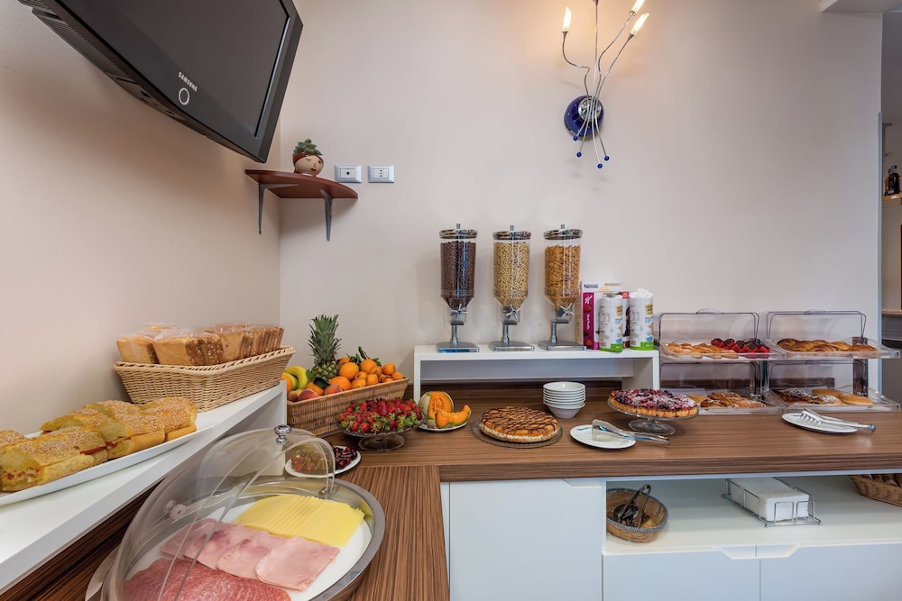 Helios Hotel — Hotel rooms in San Vito lo Capo, Sicily