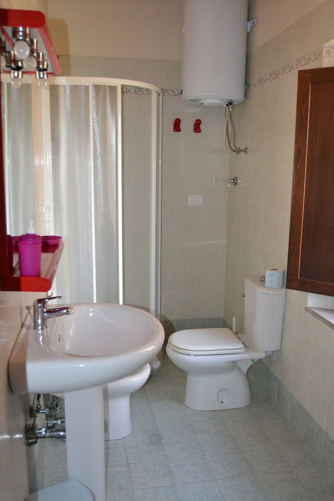 Antico Borgo Casalappi — Hotel rooms in Campiglia Marittima, Tuscany