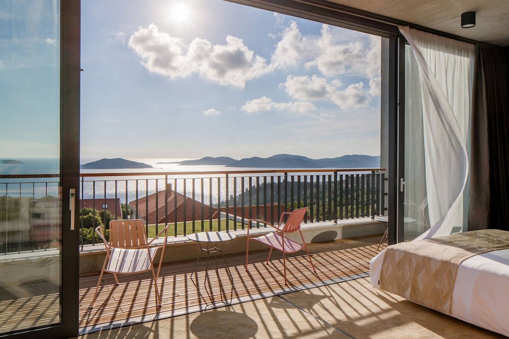 Boutique Hotel Osmoliš — Hotel rooms in Dubrovnik, Dubrovnik-Neretva