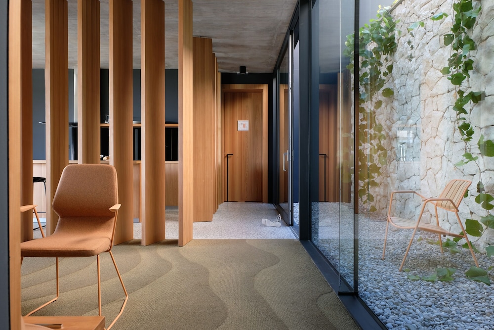 Boutique Hotel Osmoliš — Restaurant & bars in Dubrovnik, Dubrovnik-Neretva