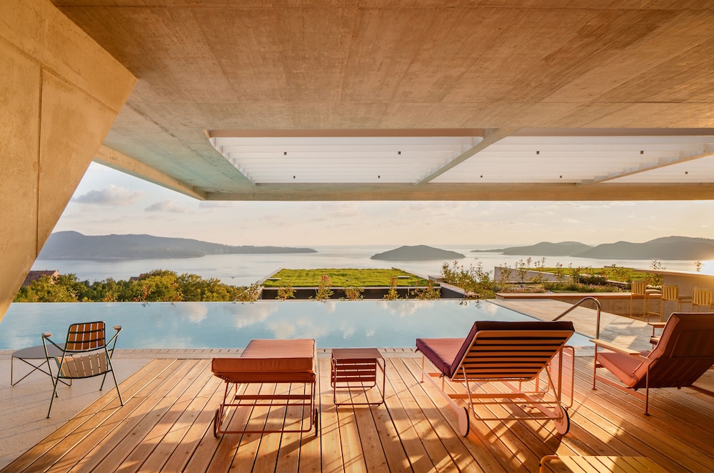 Boutique Hotel Osmoliš — Swimming pool in Dubrovnik, Dubrovnik-Neretva