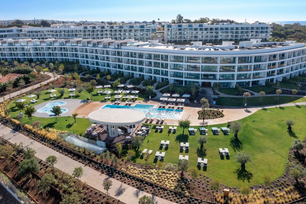 W Residences Algarve — Hotel building in Albufeira, Faro