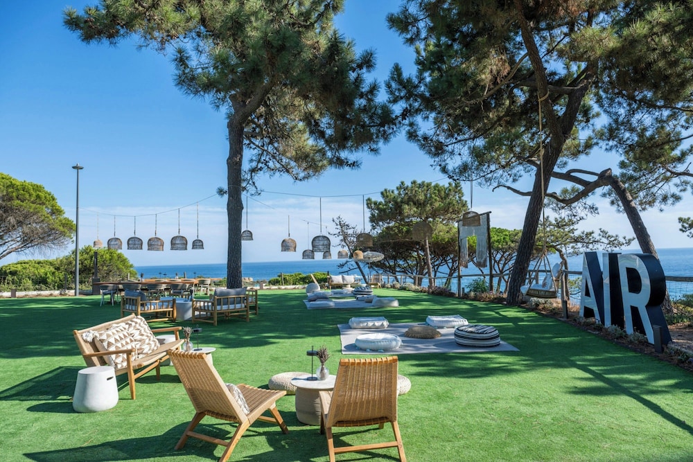 W Residences Algarve — Restaurant & bars in Albufeira, Faro