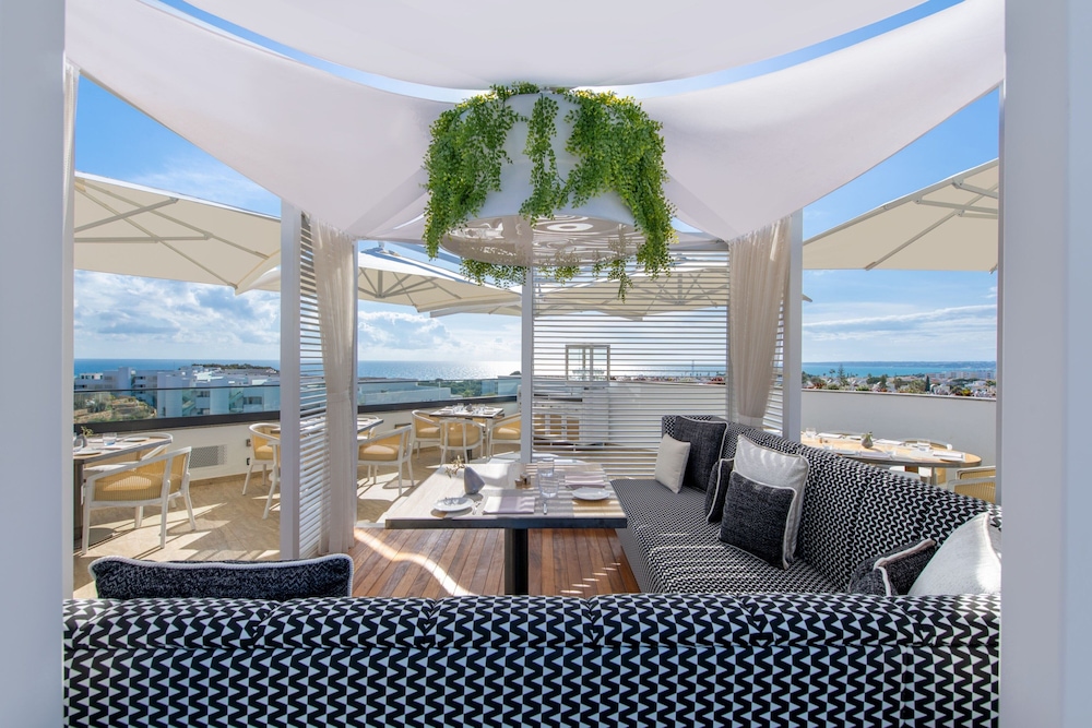 W Algarve — Restaurant & bars in Albufeira, Faro