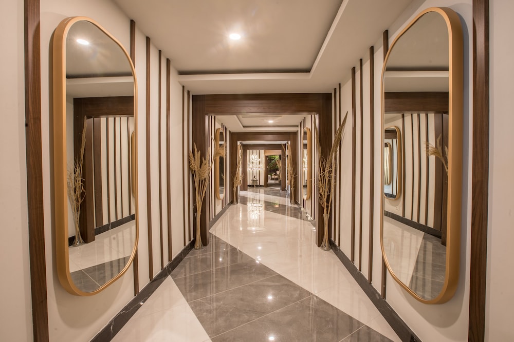 Maxeria Blue Didyma Hotel - All Inclusive — Hotel building in Didim, Aydin