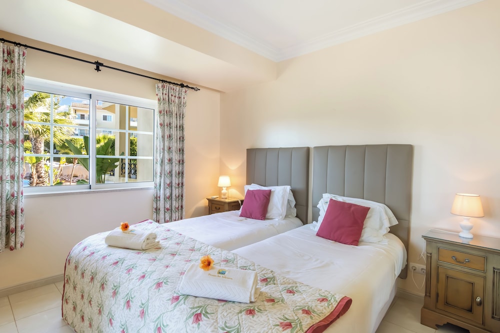 Presa de Moura — Hotel rooms in Carvoeiro, Faro