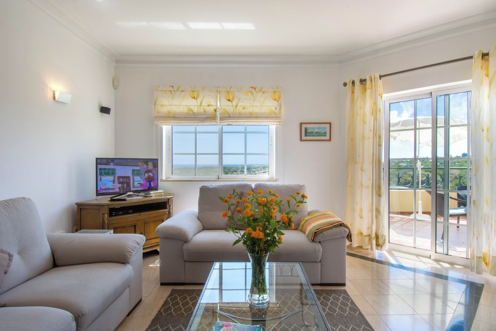 Presa de Moura — Hotel rooms in Carvoeiro, Faro