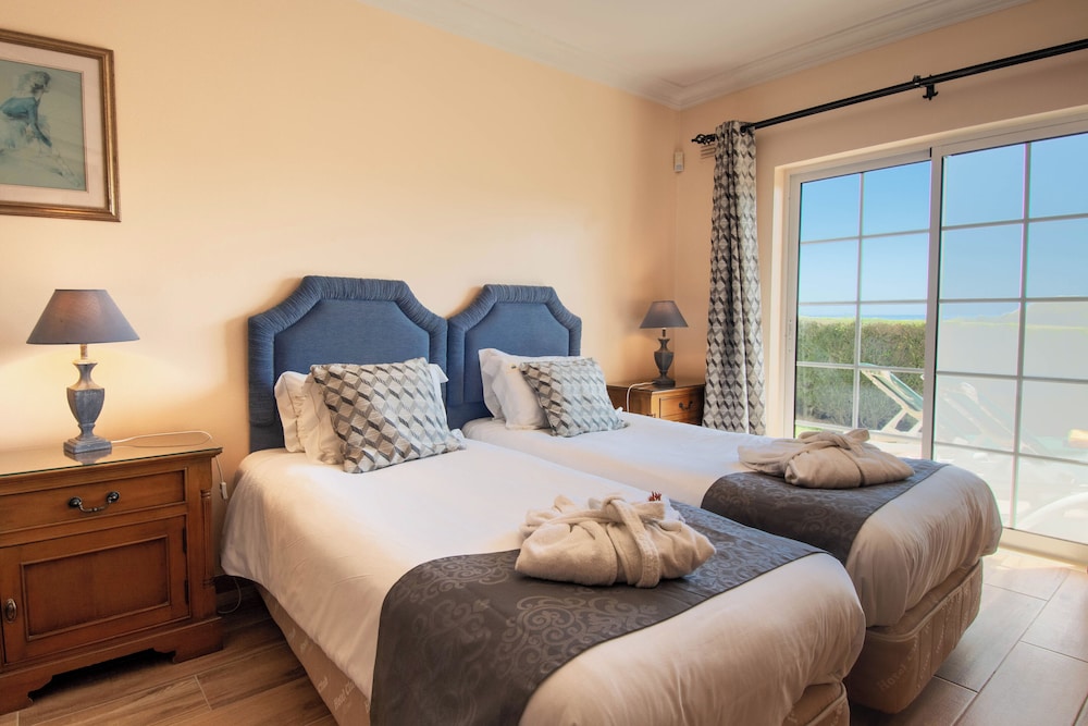 Presa de Moura — Hotel rooms in Carvoeiro, Faro