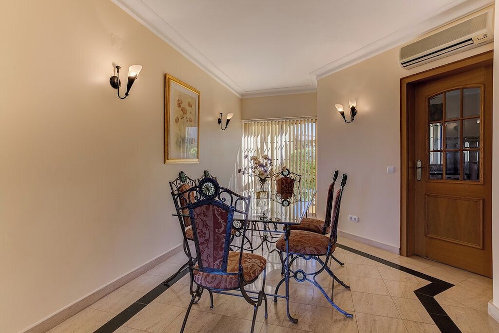 Presa de Moura — Hotel rooms in Carvoeiro, Faro