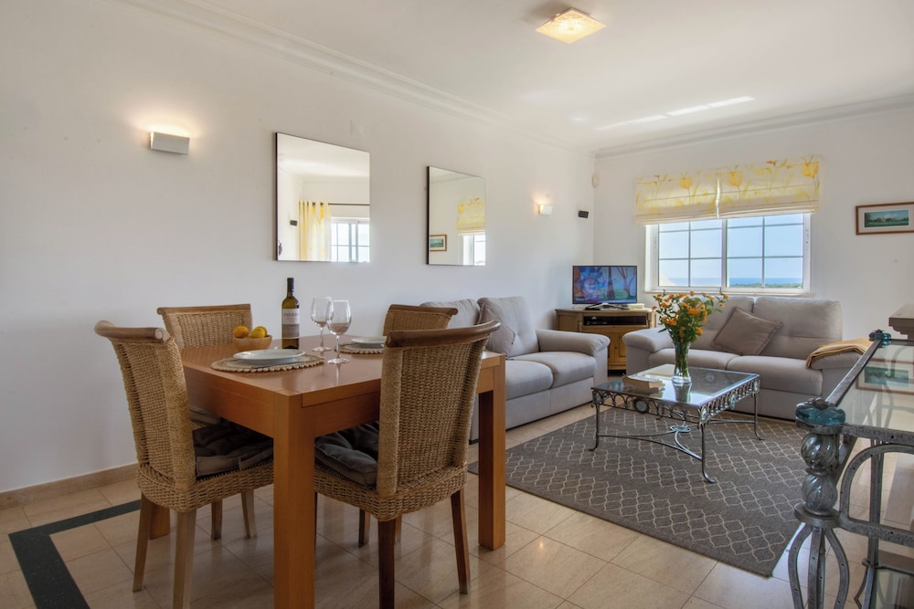 Presa de Moura — Hotel rooms in Carvoeiro, Faro