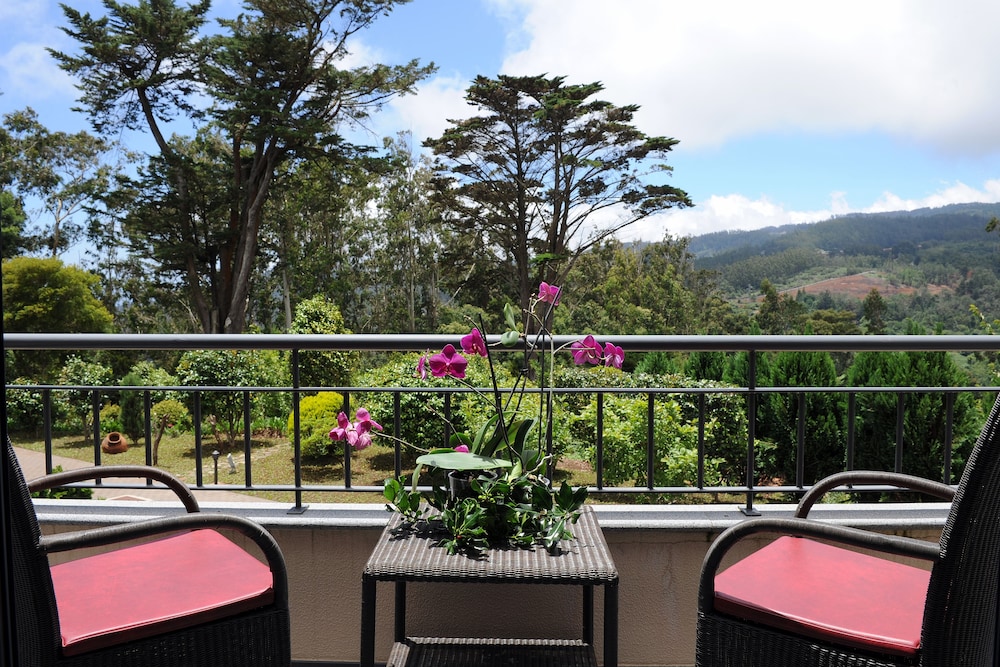 Quinta Cova do Milho — Hotel rooms in Santa Cruz, Madeira