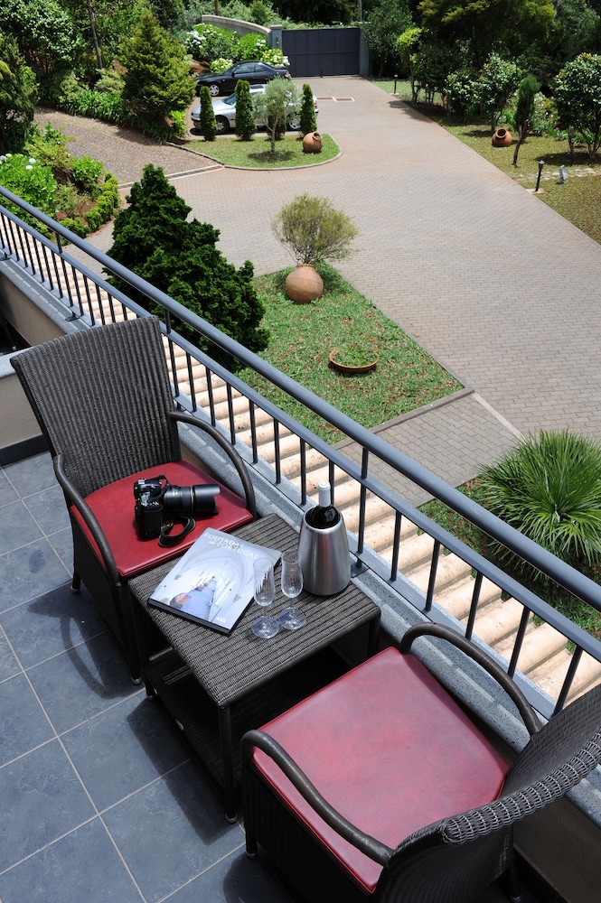 Quinta Cova do Milho — Hotel rooms in Santa Cruz, Madeira