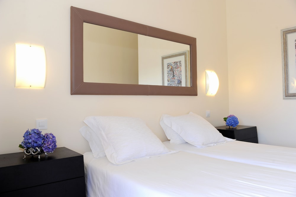 Quinta Cova do Milho — Hotel rooms in Santa Cruz, Madeira