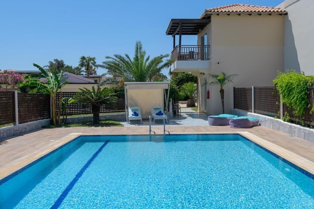 Natura Park Village Hotel & Spa — Swimming pool in Psalidi, South Aegean