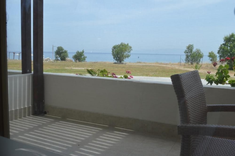 Natura Park Village Hotel & Spa — Beach in Psalidi, South Aegean