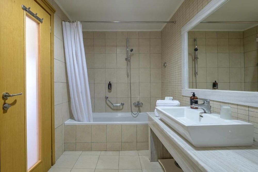Natura Park Village Hotel & Spa — Hotel rooms in Psalidi, South Aegean