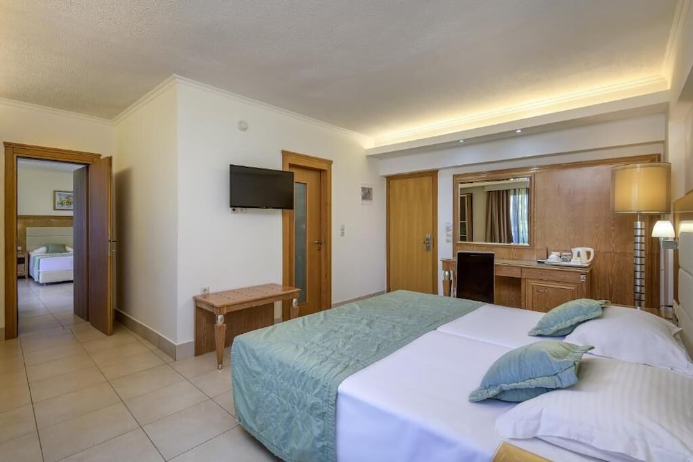 Natura Park Village Hotel & Spa — Hotel rooms in Psalidi, South Aegean