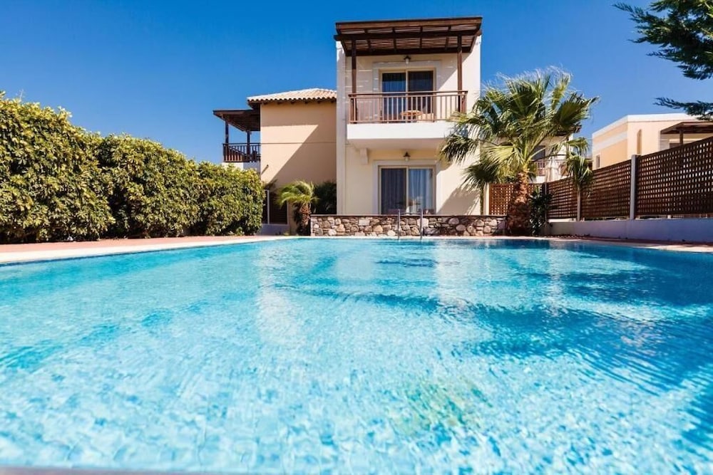 Natura Park Village Hotel & Spa — Swimming pool in Psalidi, South Aegean