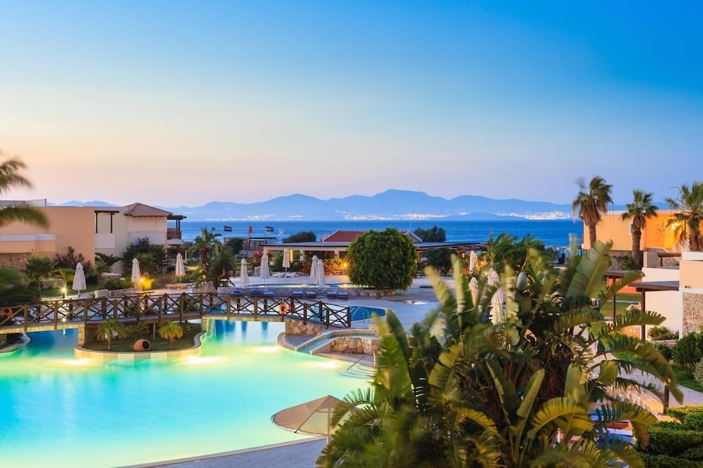 Natura Park Village Hotel & Spa — Swimming pool in Psalidi, South Aegean