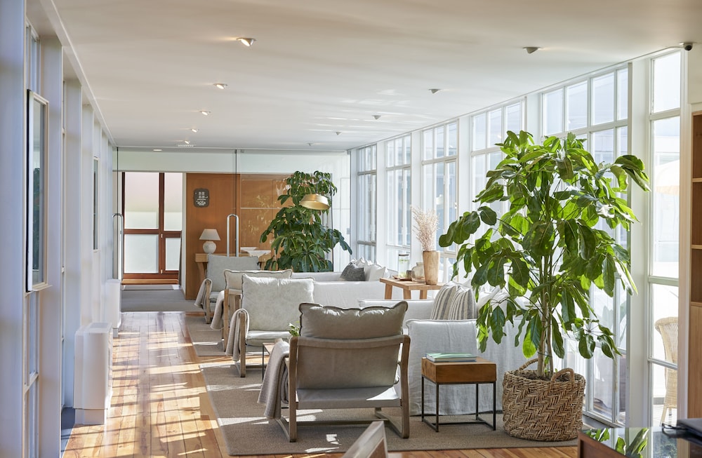PortoBay Serra Golf — Hotel building in Santa Cruz, Madeira
