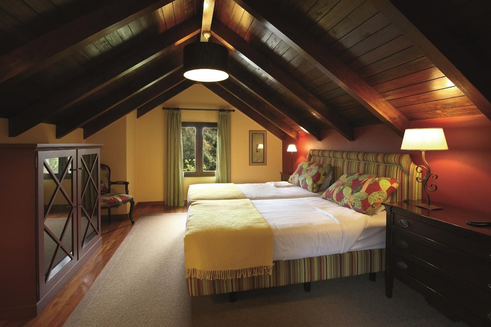 Hotel Quinta Do Furao — Hotel rooms in Santana, Madeira