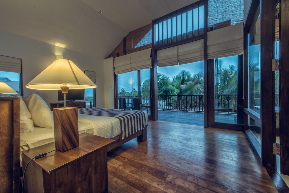Suriya Resort — Hotel rooms in Negombo, Western Province