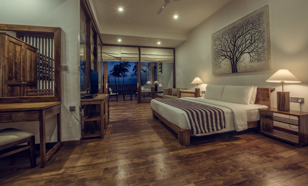 Suriya Resort — Hotel rooms in Negombo, Western Province