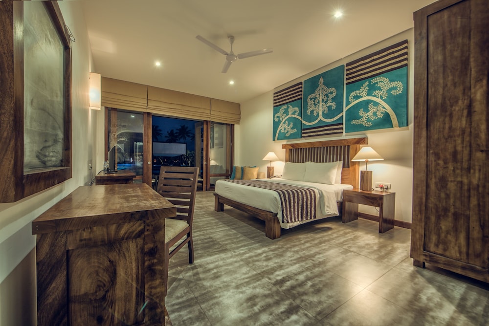 Suriya Resort — Hotel rooms in Negombo, Western Province