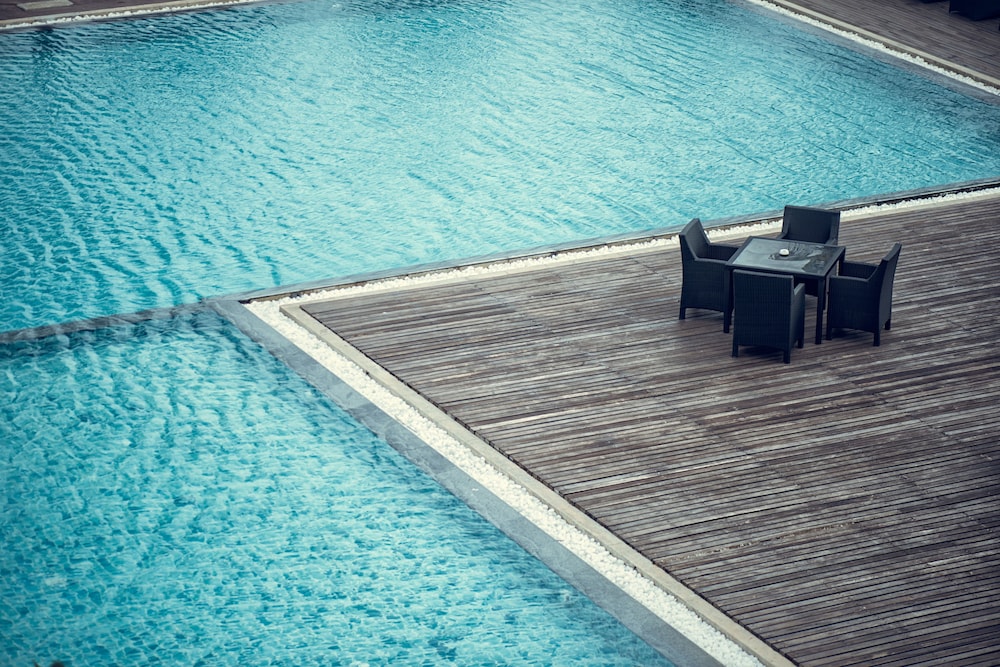 Suriya Resort — Swimming pool in Negombo, Western Province