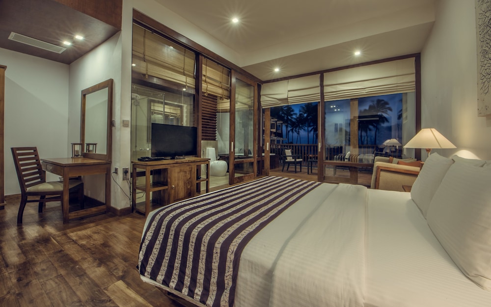 Suriya Resort — Hotel rooms in Negombo, Western Province