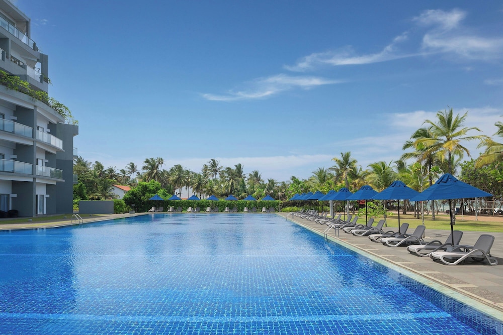 Sheraton Kosgoda Turtle Beach Resort — Swimming pool in Kosgoda, Southern Province