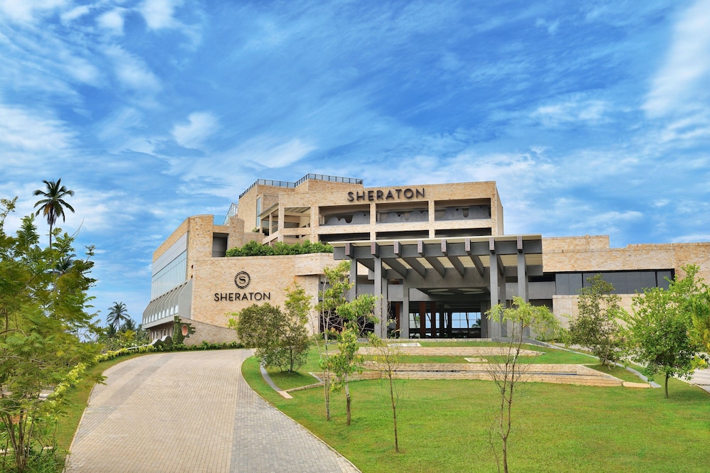 Sheraton Kosgoda Turtle Beach Resort — Hotel building in Kosgoda, Southern Province