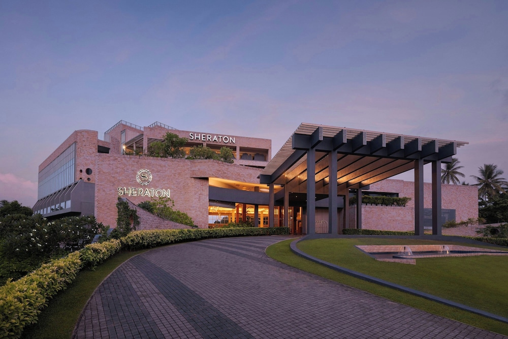 Sheraton Kosgoda Turtle Beach Resort — Hotel building in Kosgoda, Southern Province