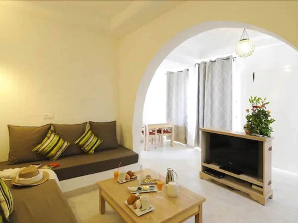 Les Jardins De Toumana — Hotel rooms in Midoun, Medenine