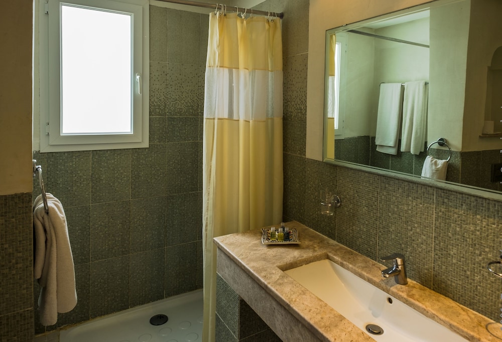 Les Jardins De Toumana — Hotel rooms in Midoun, Medenine
