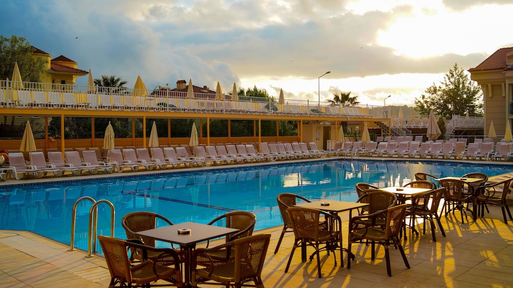 Aes Club Hotel — Swimming pool in Fethiye, Mugla