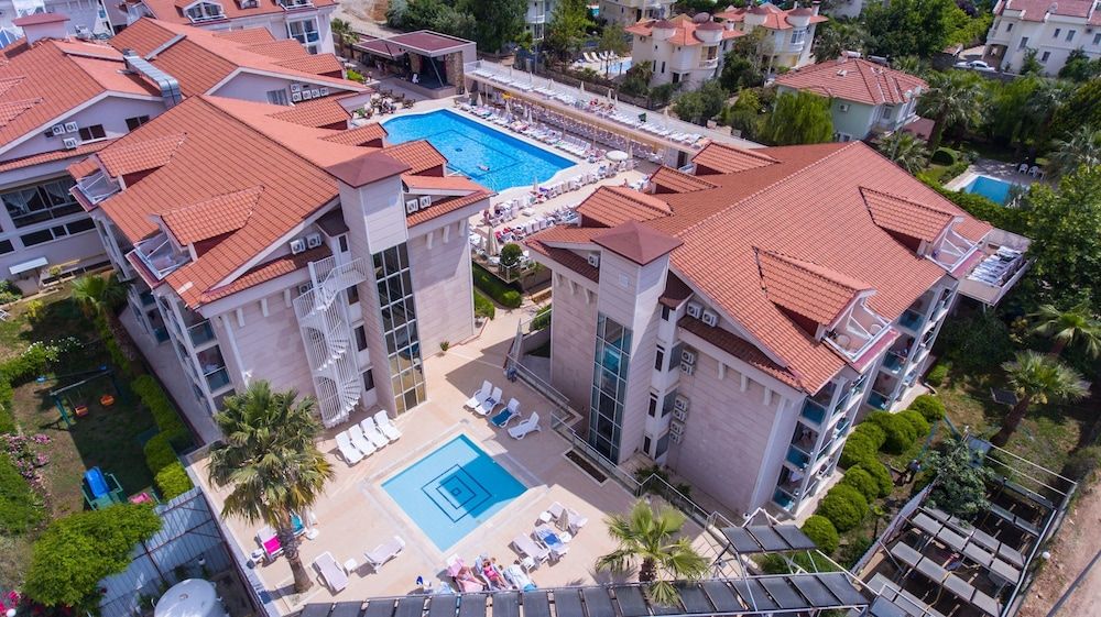Aes Club Hotel image