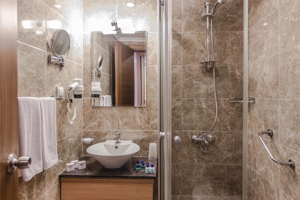 Aes Club Hotel — Hotel rooms in Fethiye, Mugla