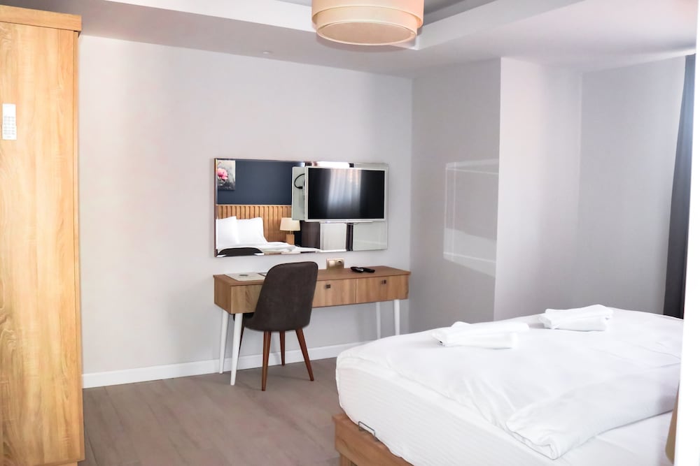 Sea Breeze Hotel & Apartments — Hotel rooms in Fethiye, Mugla