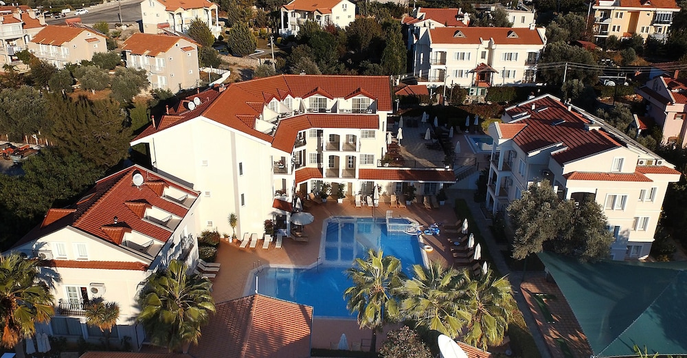 Sea Breeze Hotel & Apartments — Hotel building in Fethiye, Mugla