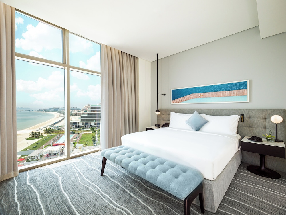 Th8 Palm Dubai Beach Resort, Vignette Collection by IHG — Hotel rooms in Dubai