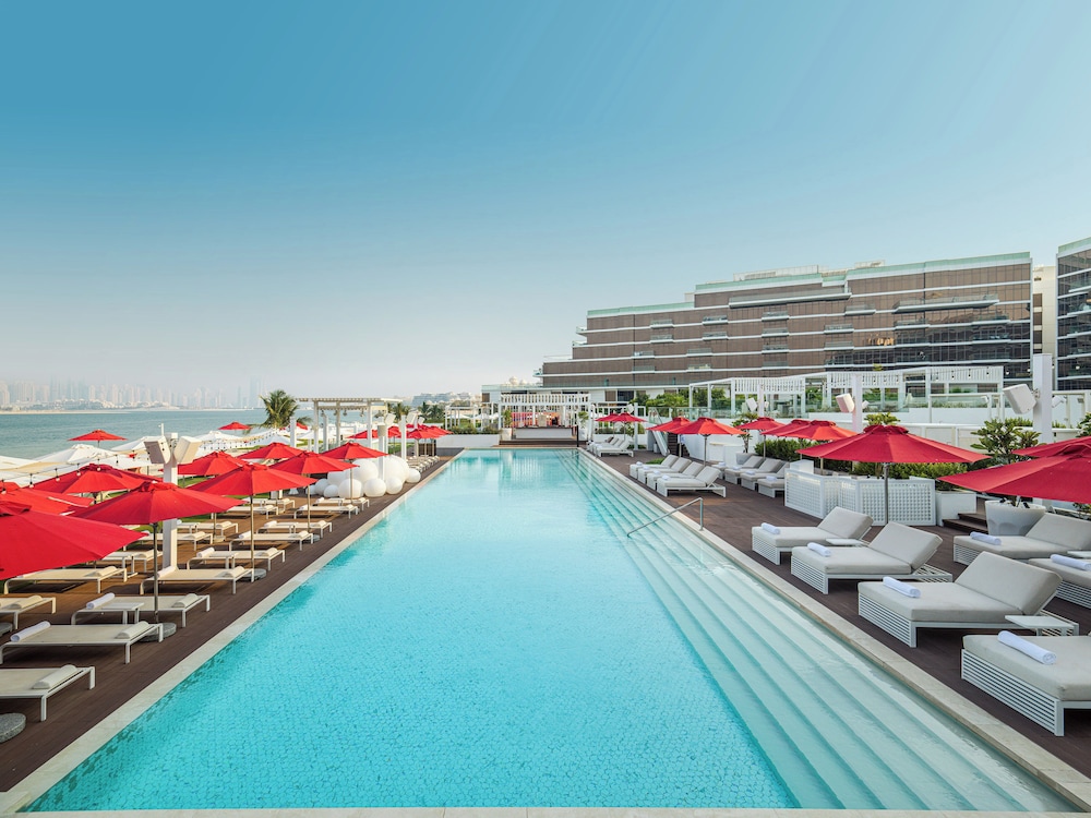 Th8 Palm Dubai Beach Resort, Vignette Collection by IHG — Main photo in Dubai