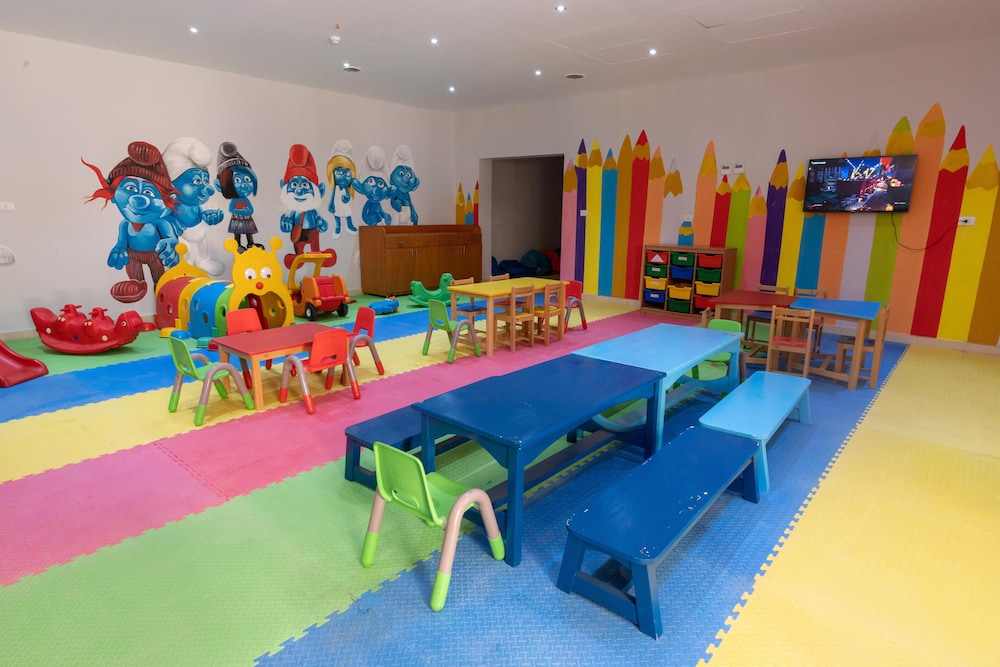 Parrotel Lagoon Waterpark Resort — Attractions for children in Sharm El Sheikh, Red Sea