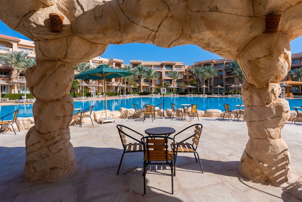 Parrotel Lagoon Waterpark Resort — Swimming pool in Sharm El Sheikh, Red Sea