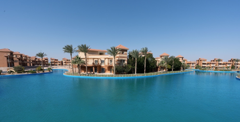 Parrotel Lagoon Waterpark Resort — Swimming pool in Sharm El Sheikh, Red Sea