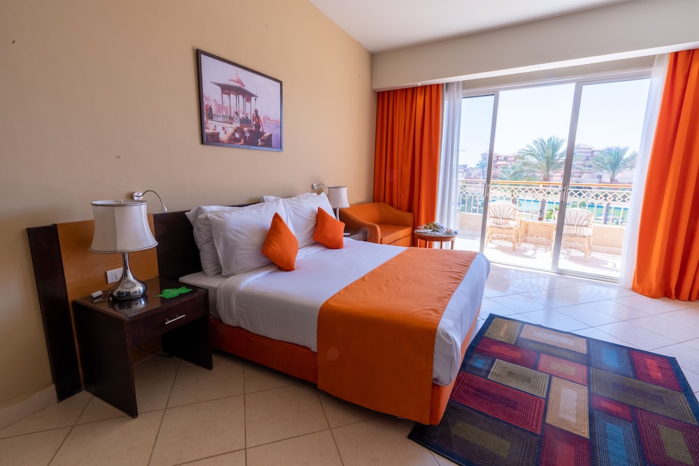 Parrotel Lagoon Waterpark Resort — Hotel rooms in Sharm El Sheikh, Red Sea