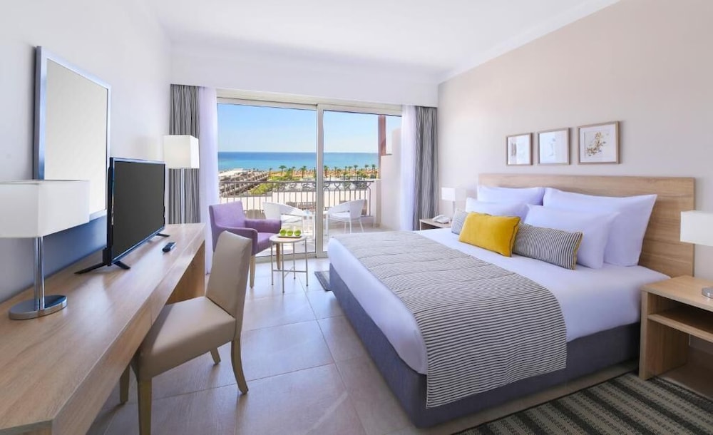 JAZ Costa Mares - Adults Only 16+ — Hotel rooms in Marsa Alam, Red Sea