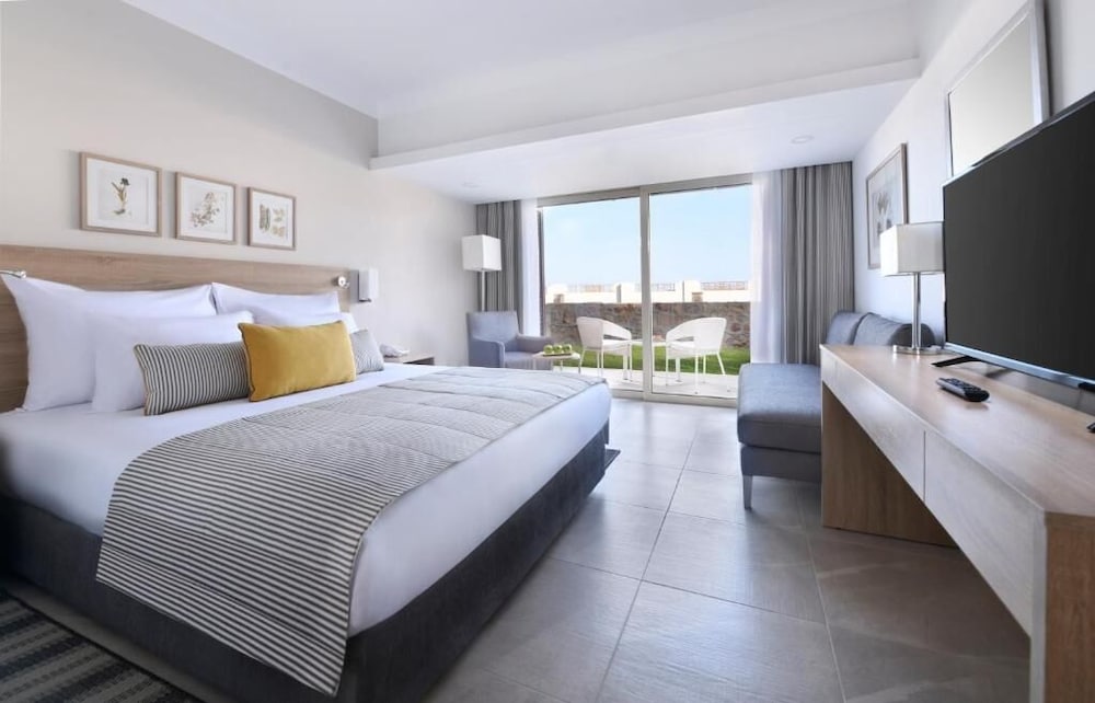 JAZ Costa Mares - Adults Only 16+ — Hotel rooms in Marsa Alam, Red Sea