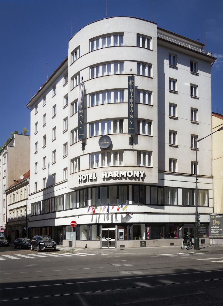 Hotel Harmony — Hotel building in Prague, Prague